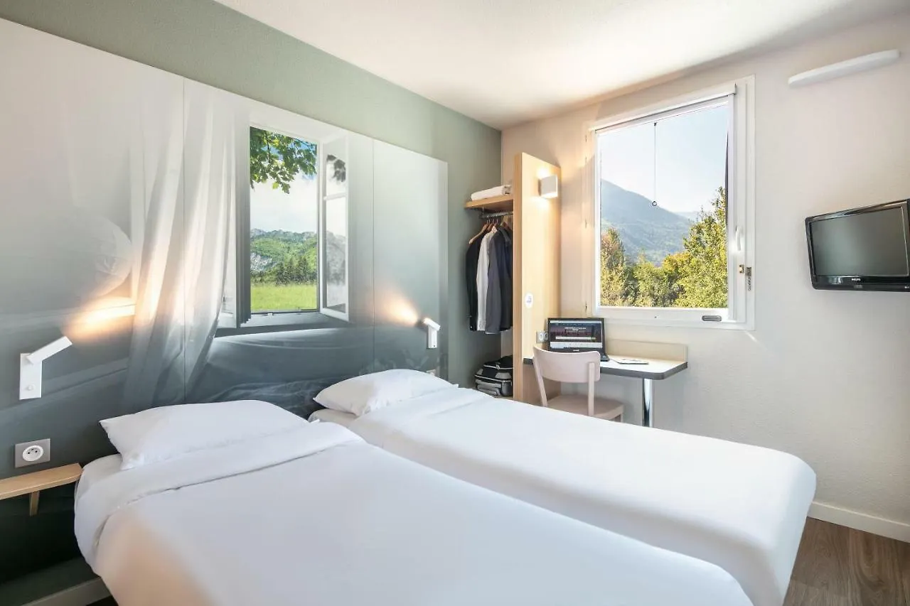 **  B&B Hotel Saint Jean De Maurienne Sainte-Marie-de-Cuines Francia