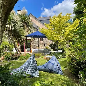 https://la-corne-de-cerf-foret-de-broceliande.inbrittany.com