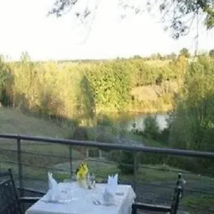 L'hostellerie Des Lacs 2*, Monclar-de-Quercy France